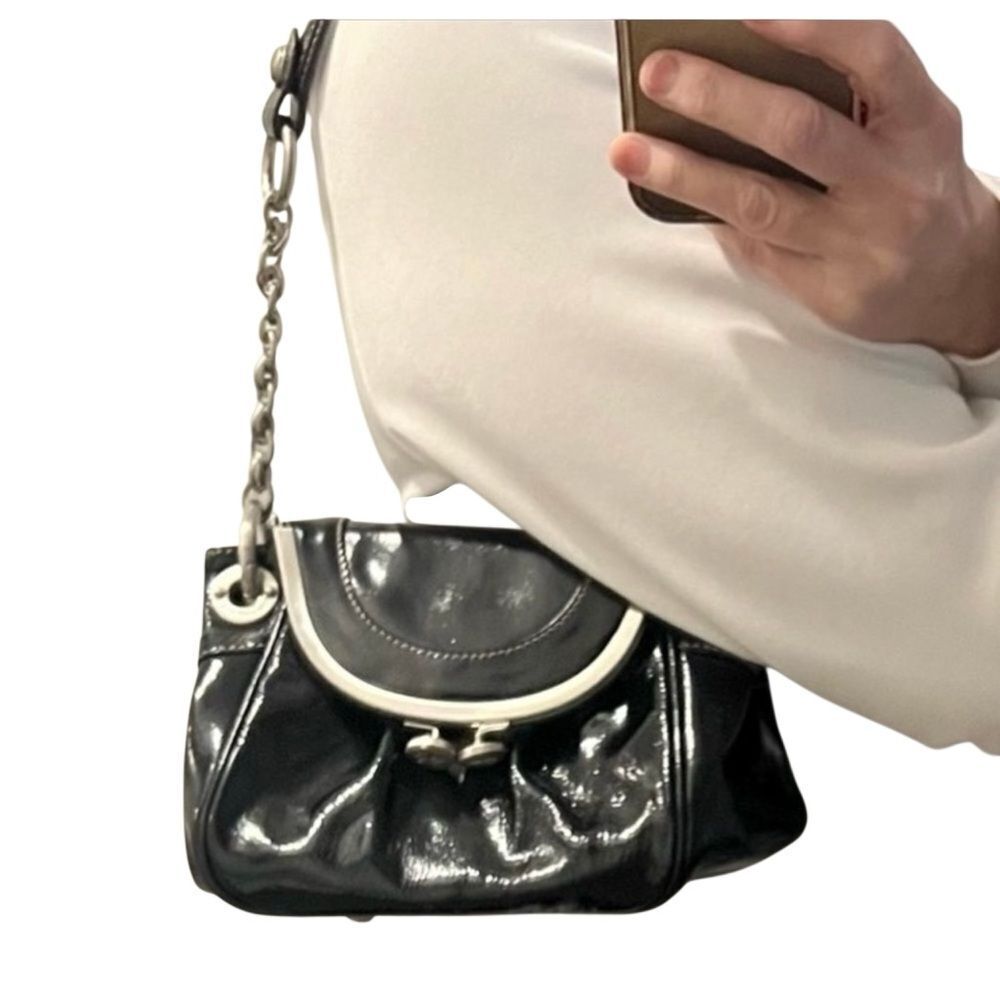 VTG Y2K B Makowsky Black Patent Leather Silver Metal Chain Pouchette Bag